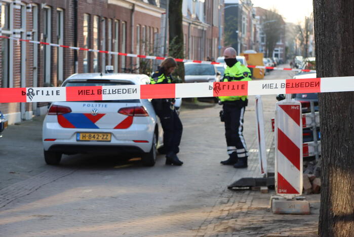Bestelbus beschoten vanuit rijdende auto