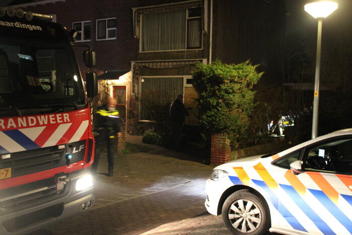 Autodief raakt bekneld tijdens stelen van auto