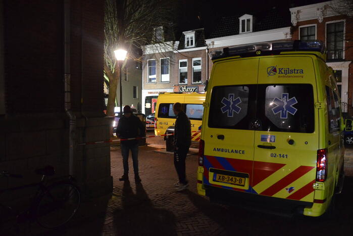 Dode en meerdere gewonden bij steekpartij