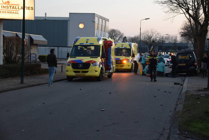 Gewonden bij ongeval tussen auto en motorscooter