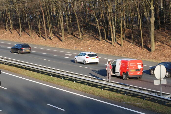 Taxi en bestelbus betrokken bij kop-staart botsing