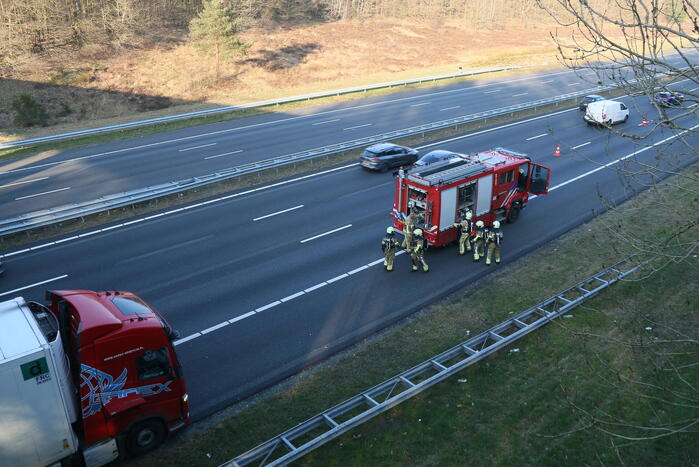 Vrachtwagen gekoeld na vastgelopen remmen