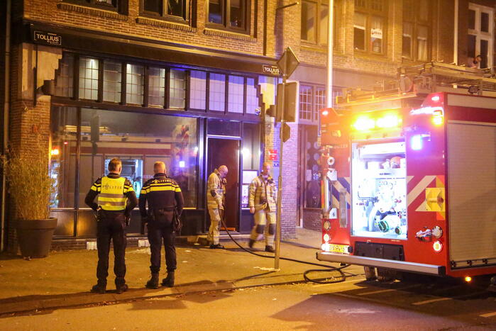 Rookontwikkeling vanwege brand in restaurant Tollius