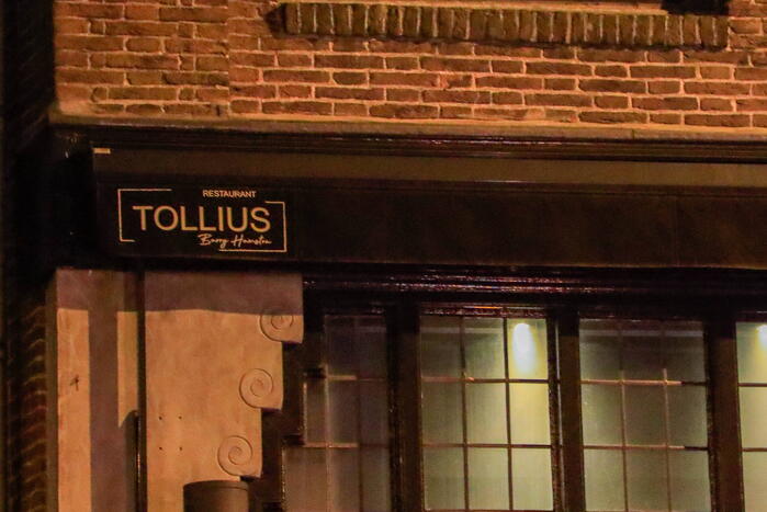 Rookontwikkeling vanwege brand in restaurant Tollius