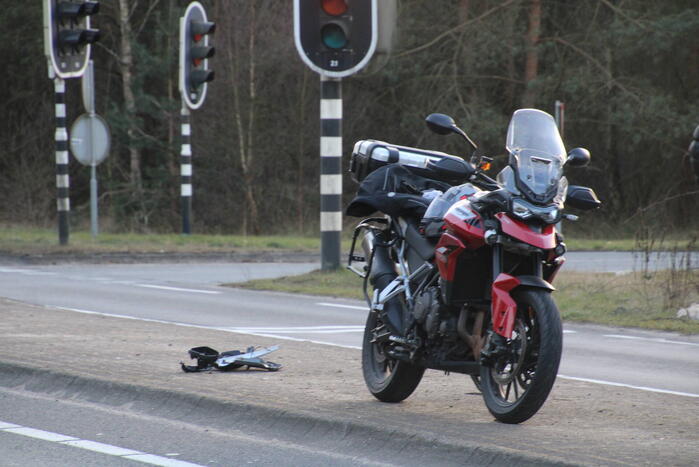 Motorrijders met elkaar in botsing