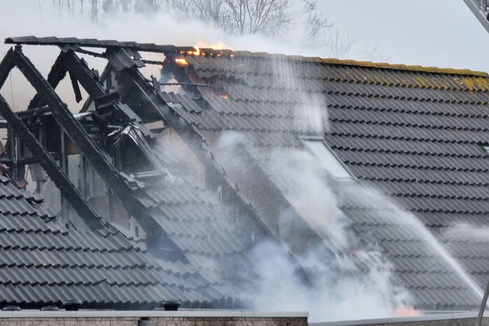 Meerdere woningen onbewoonbaar vanwege brand