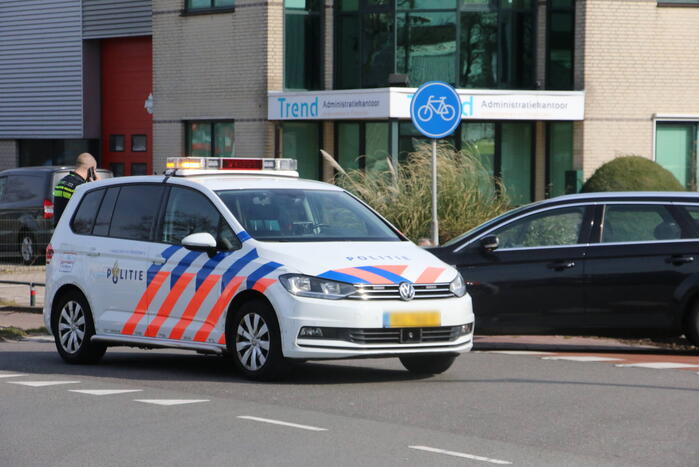 Fietser gewond bij botsing met auto