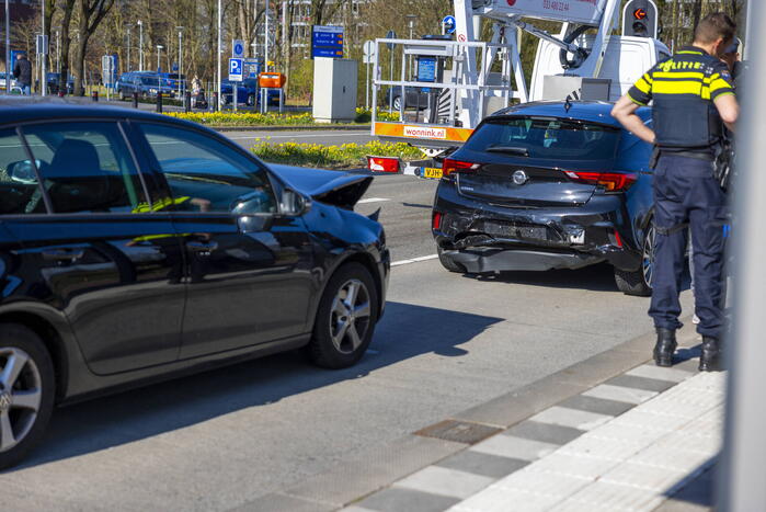 Kop-staart botsing voor Meander ziekenhuis