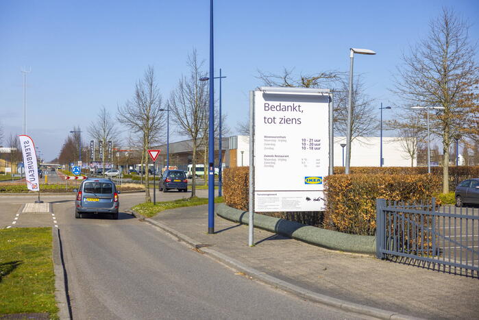 Rustig verloop drive-in stembureau Ikea