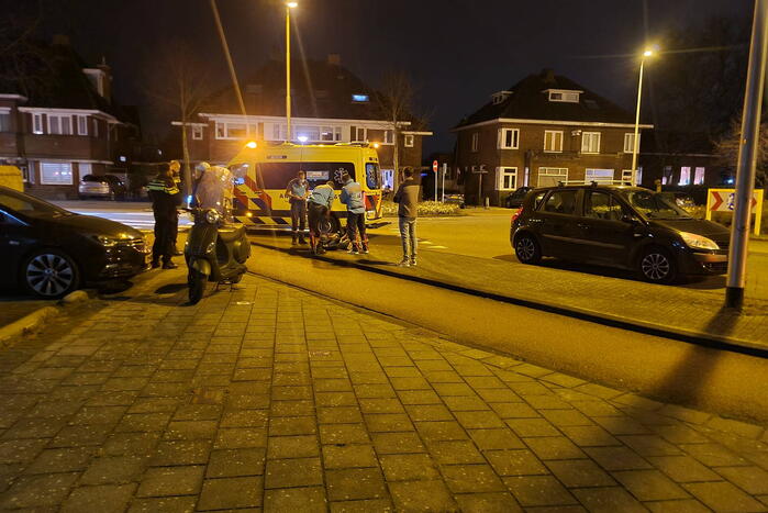 Ongeval tussen personenauto en scooter
