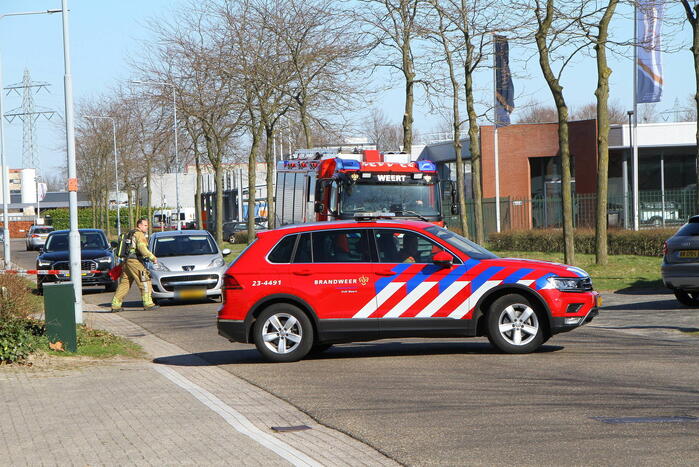IBC-container met bijtende vloeistof lekgeraakt