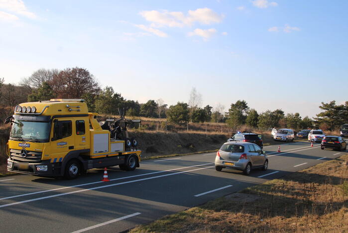 Auto's botsen nabij Ecoduct Treeker Wissel
