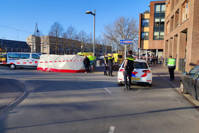 Bestuurster rijdt door na ernstige aanrijding