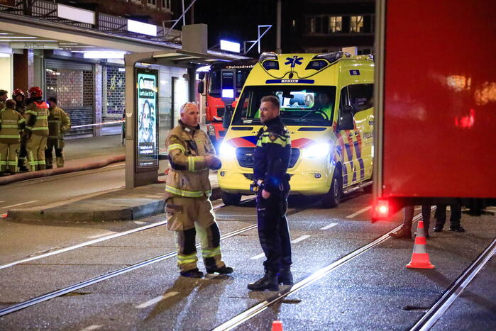 Meerdere woningen ontruimd bij grote brand