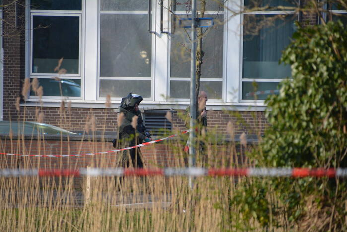 Mogelijk explosief aangetroffen in auto