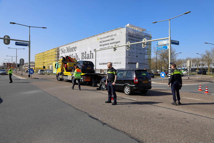 Twee auto's betrokken bij botsing in Nieuwland
