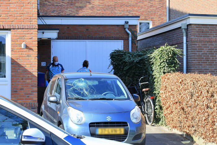 Fietsster gewond bij botsing met auto