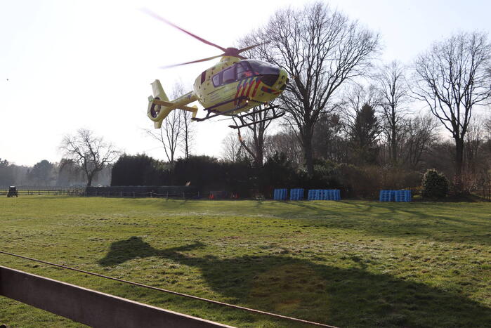 Persoon ernstig gewond na ongeluk