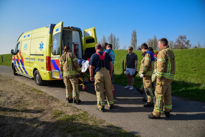 Jongeman breekt enkel tijdens ongeval met wakeboard
