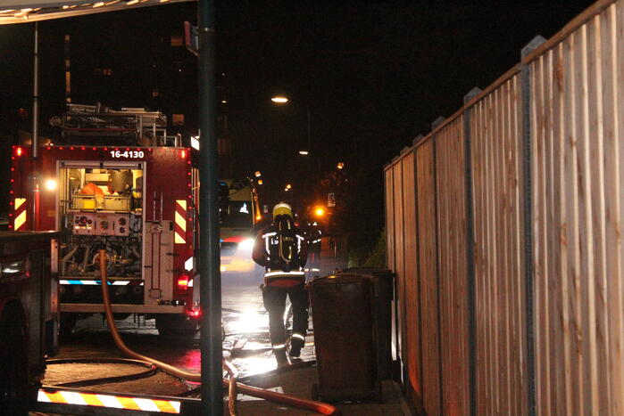 Flinke rookontwikkeling vanwege brand in schuur