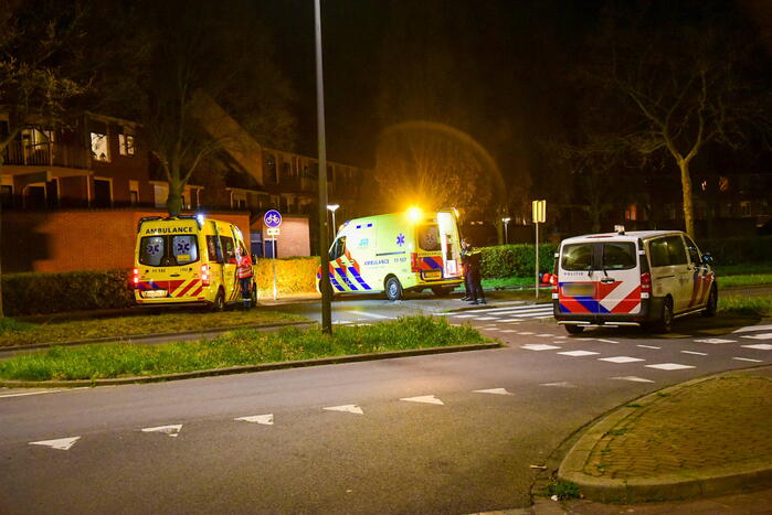 Twee personen gaan onderuit met Go Sharing-deelscooter