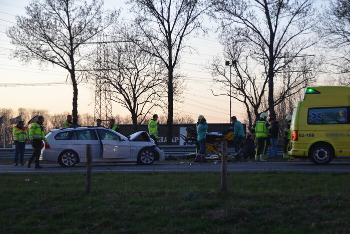 Negen gewonden bij forse kop-staartbotsing