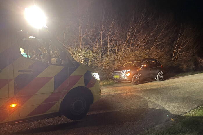 Twee fietsers komen met elkaar in botsing