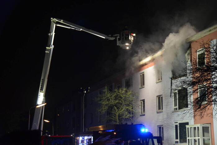 Gewonde bij uitslaande brand in flat