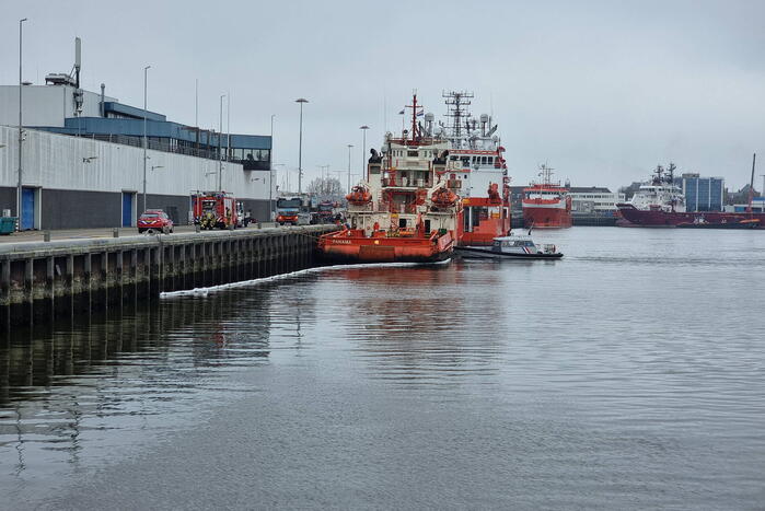 Brandstoflekkage van Offshore Supply Ship