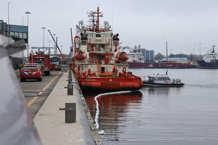 Brandstoflekkage van Offshore Supply Ship