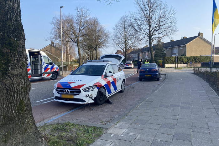 Politie ramt auto na achtervolging