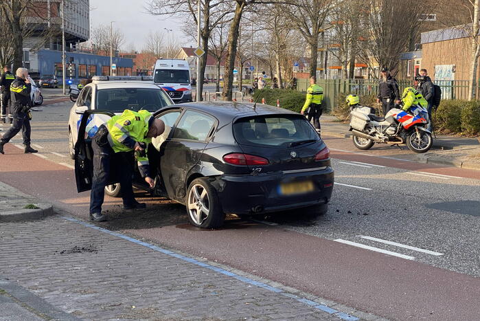 Politie ramt auto na achtervolging