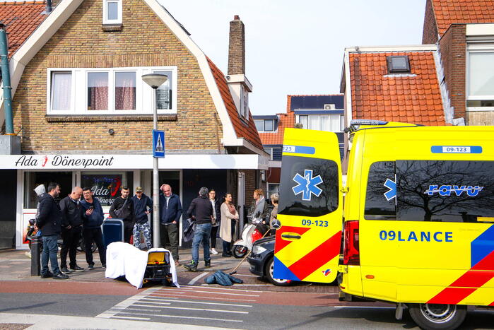 Vrouw gewond bij mogelijke aanrijding