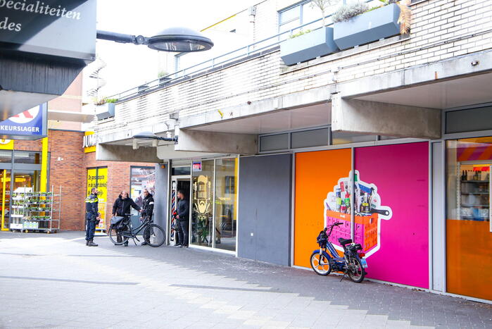 Overval op voordeelwinkel Big Bazaar