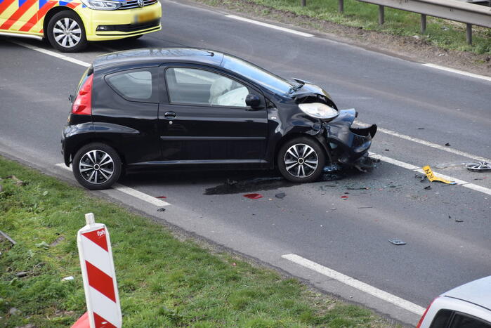Veel schade bij kop-staart botsing
