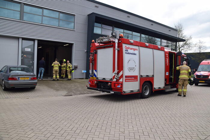 Brandweer verricht nacontrole in pand van Classic Car Ratings
