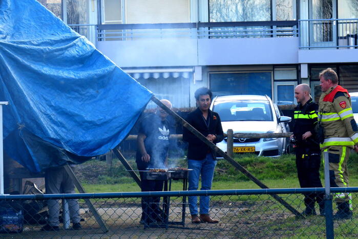 Barbecue zorgt voor brandweerinzet