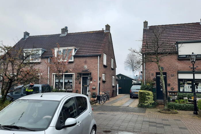 Veel rook bij uitslaande brand in schuur