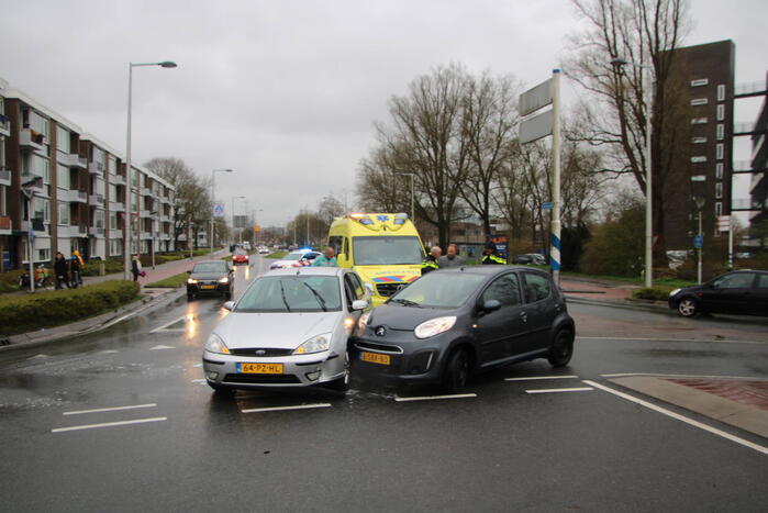 Schade na ongeval op rotonde