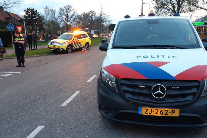 Fietser gewond bij botsing met auto