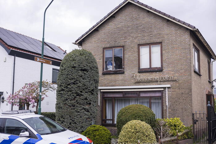 Onderzoek naar dode in woning