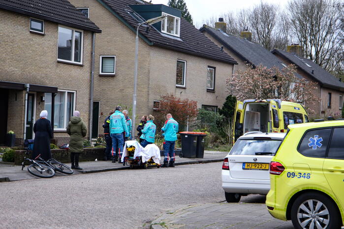 Jongeman raakt gewond na val van fiets