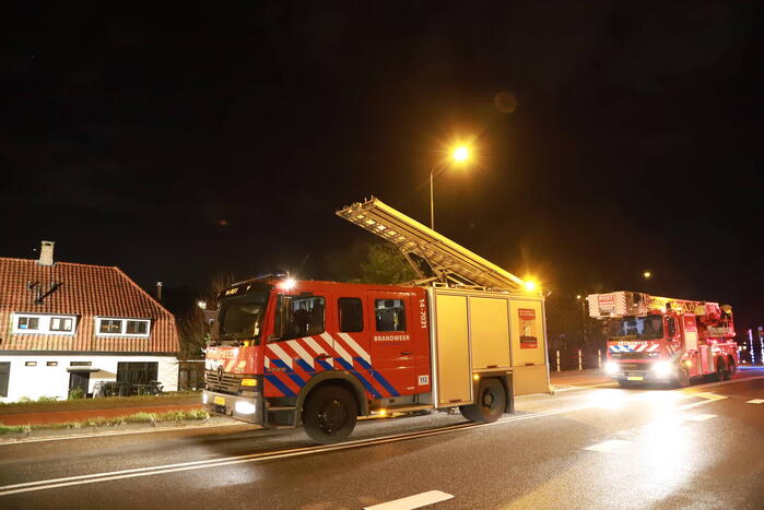 Bewoner start bluspoging bij brand