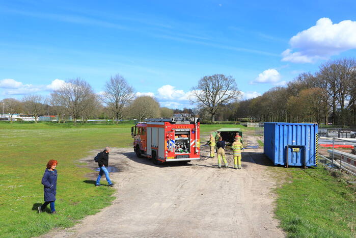 Brand in container vol asbest