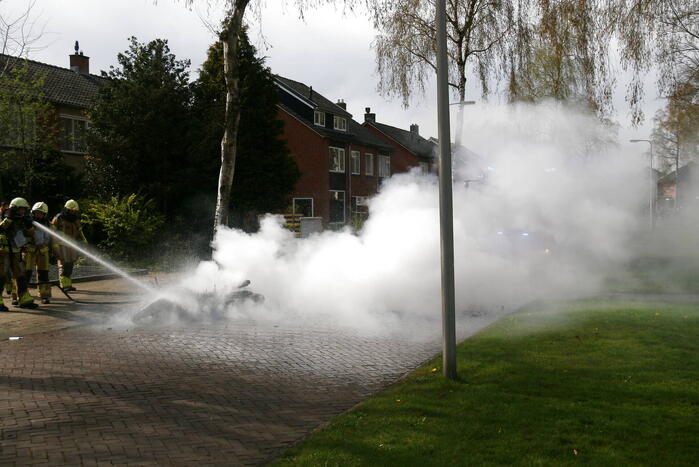 Motor gaat in vlammen op