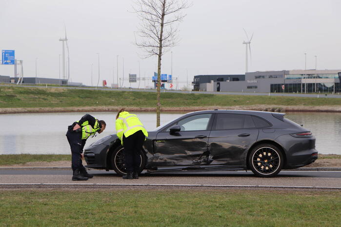 Veel schade na ongeval op kruising