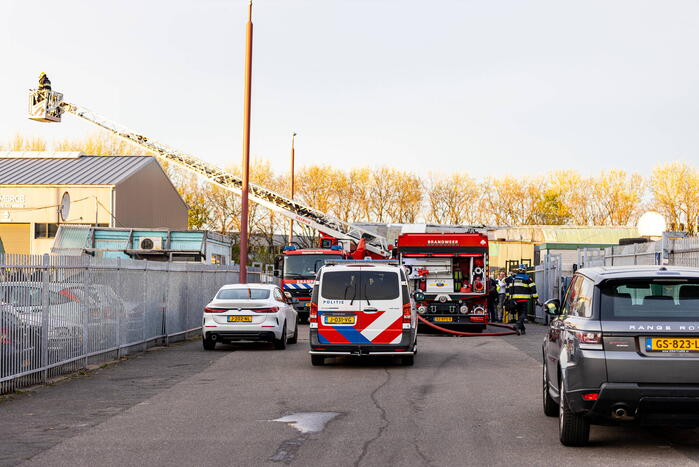 Grote brand in autosloperij