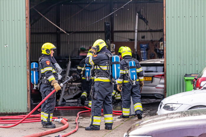 Grote brand in autosloperij