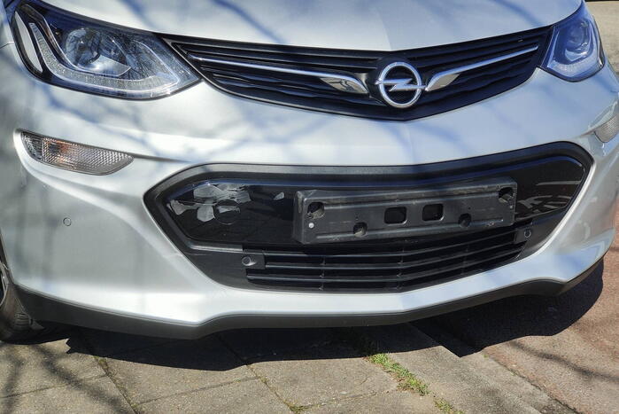 Fietser aangereden door auto