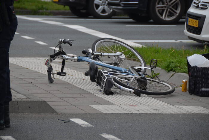 Fietser gewond bij botsing met motor